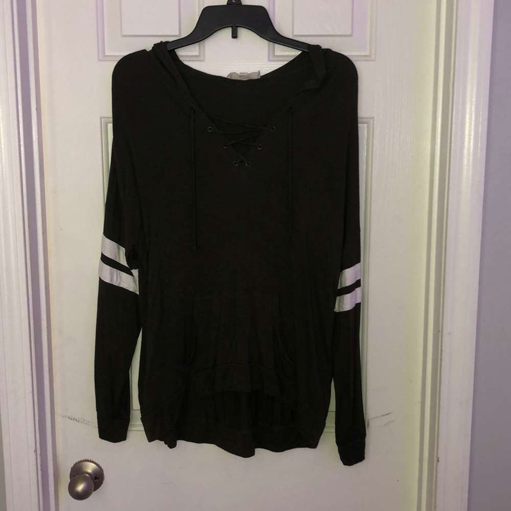 pink republic xl lightweight hoodie shirt